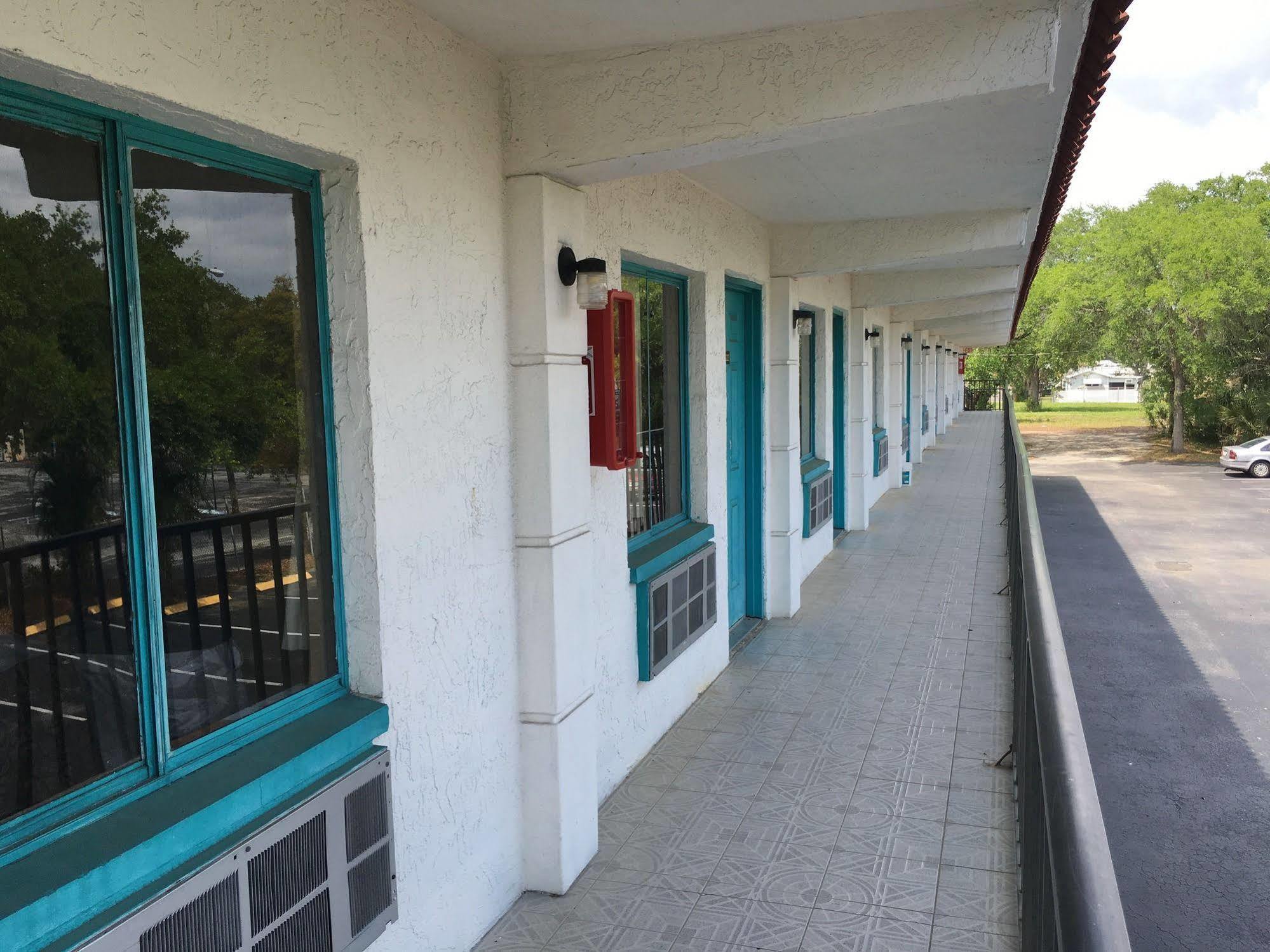 Clearwater Inn Safety Harbor Esterno foto